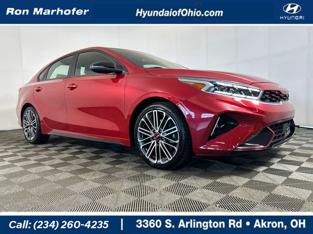 Currant Red 2022 Kia Forte Sedan Front-Wheel Drive 7-Speed Automatic