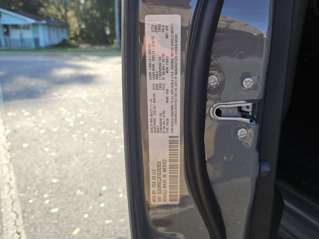 2026 Ram 2500 Black Express Crew Cab 4x4 6'4" Box