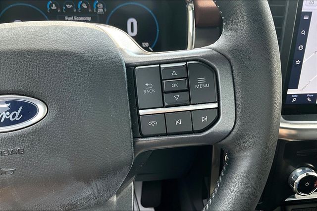 2023 Ford F-150 Lariat - 11