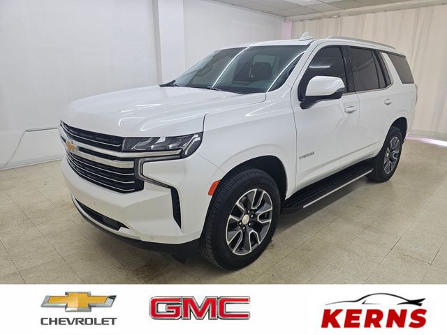 White (Iridescent Pearl Tricoat) 2023 Chevrolet Tahoe SUV / Crossover Four-Wheel Drive