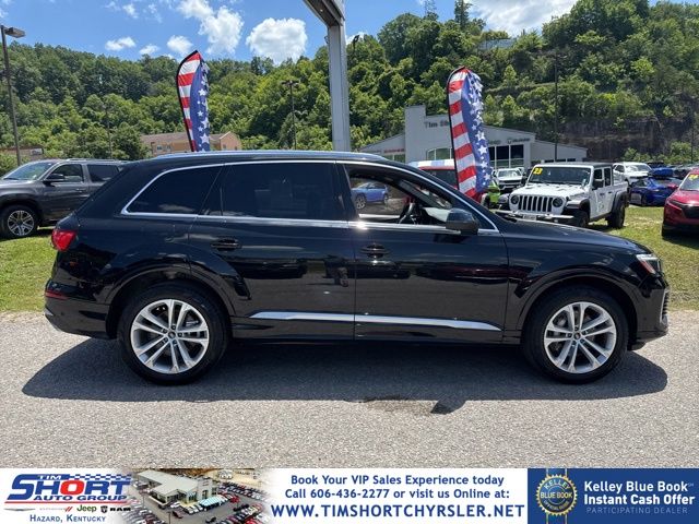 Black 2025 Audi Q7 quattro Premium Plus 55 TFSI SUV / Crossover All-Wheel Drive 8-Speed Automatic
