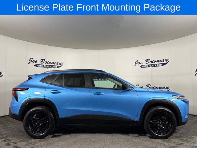 View vehicle photo 5