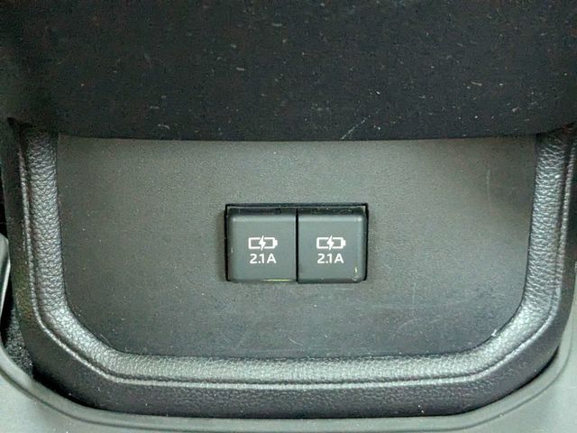 Used 2021 Toyota Highlander SUV