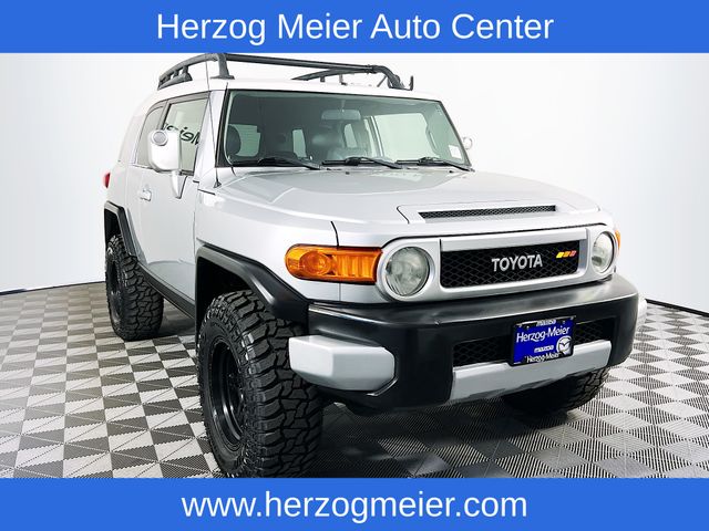 Titanium Metallic 2007 Toyota FJ Cruiser SUV / Crossover Four-Wheel Drive 5-Speed Automatic