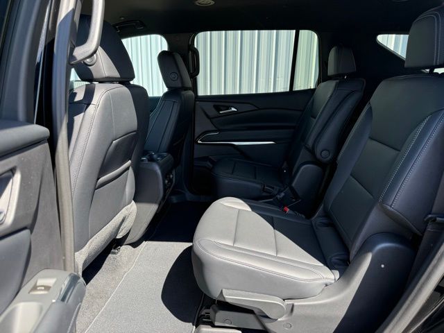 new 2026 Chevrolet Traverse car, priced at $45,020