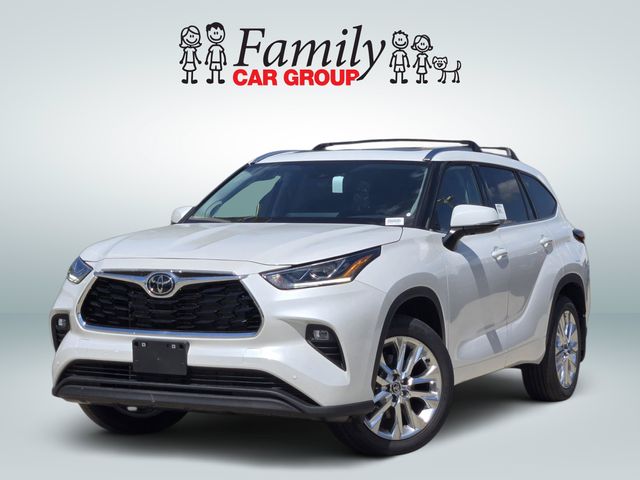 Pearl 2026 Toyota Highlander SUV / Crossover All-Wheel Drive 8-Speed Automatic