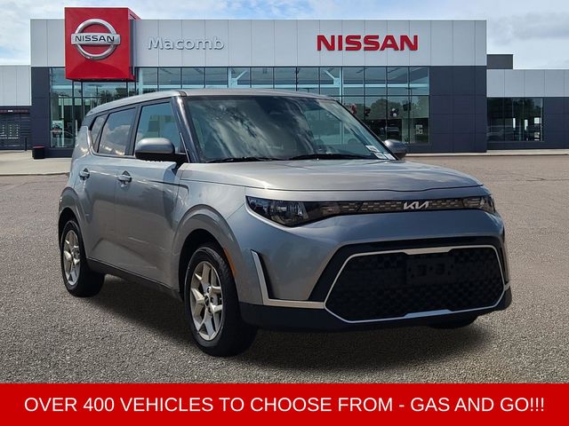  2024 Kia Soul LX FWD   