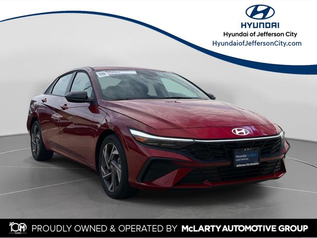 Ultimate Red 2025 Hyundai Elantra SEL Sport FWD Sedan Front-Wheel Drive Continuously Variable Transmission