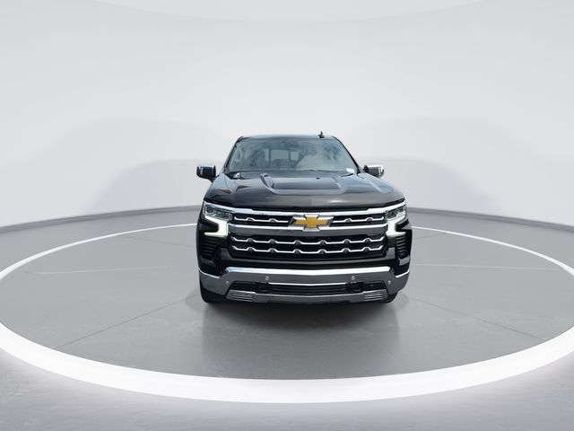 Used 2026 Black Chevrolet LTZ image 3