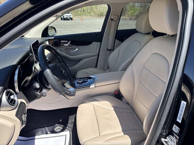 2017 Mercedes-Benz GLC - Image 24