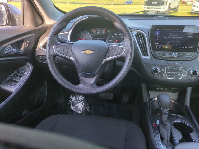 Used 2024 Gray Chevrolet LT image 30