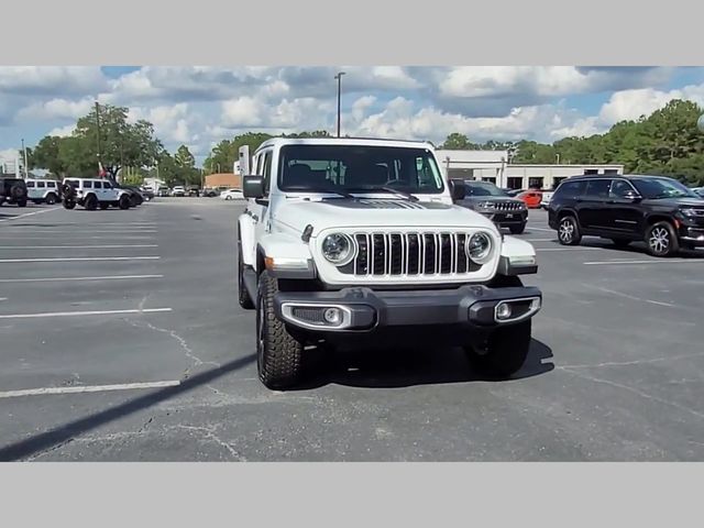 2025 Jeep Wrangler 4-Door Sahara 4x4