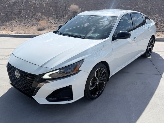 2023 Nissan Altima 2.5 SR FWD