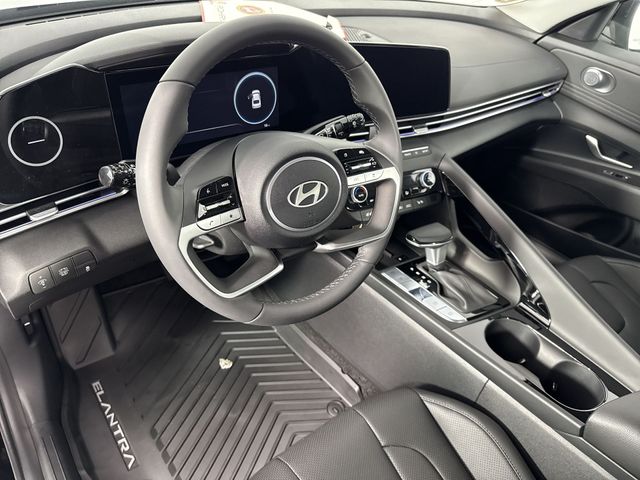 New 2025 Hyundai Elantra Hybrid For Sale in Indianapolis, IN