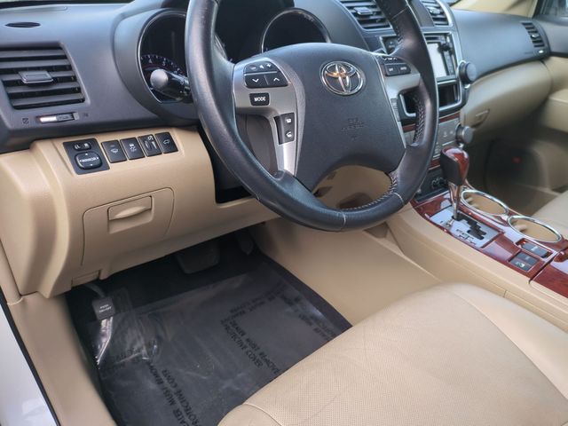 used 2013 Toyota Highlander car, priced at $18,591