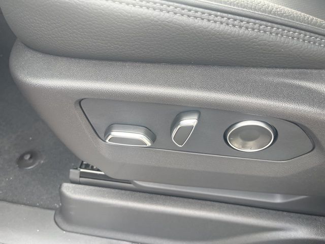 2026 GMC Yukon Denali:44819