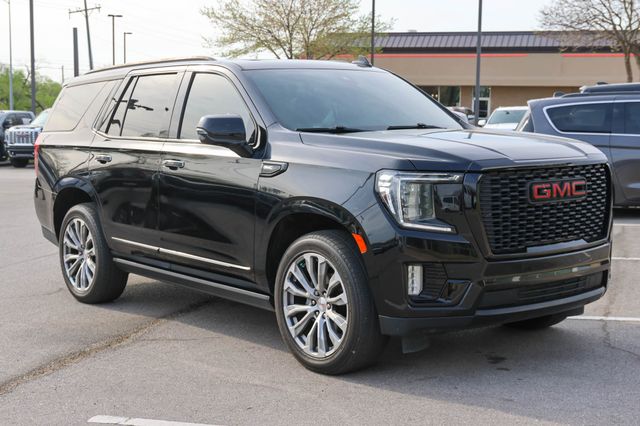 Black 2021 GMC Yukon Denali 4WD SUV / Crossover Four-Wheel Drive