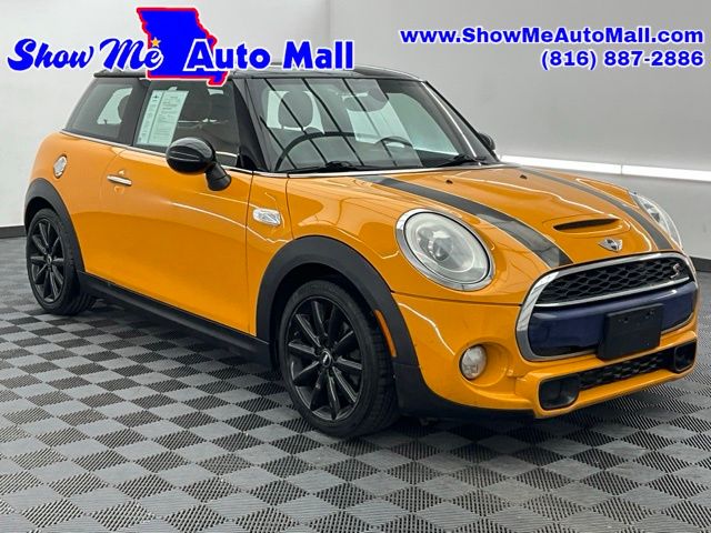 Volcanic Orange 2014 MINI Cooper S Hatchback FWD Hatchback Front-Wheel Drive 6-Speed Automatic