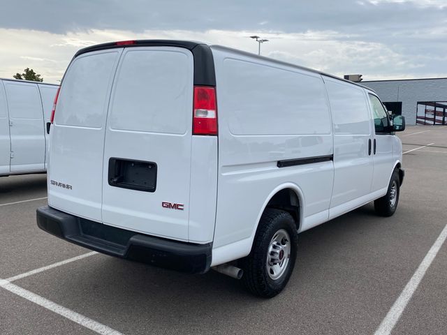 2023 GMC Savana 2500 Work Van 3