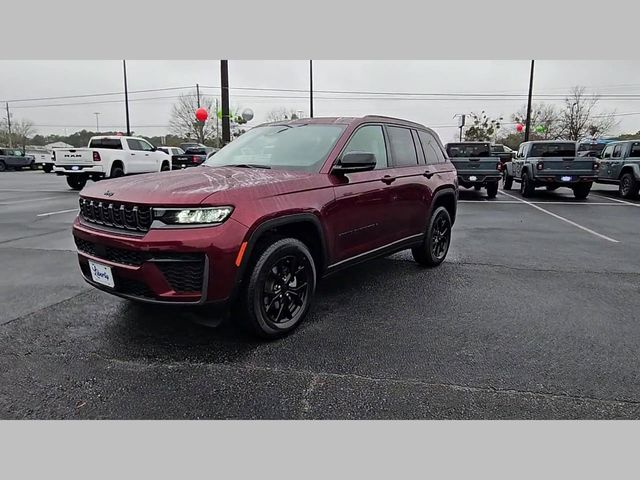 2026 Jeep Grand Cherokee Altitude 4x4