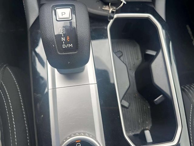 MitsubishiOutlander12