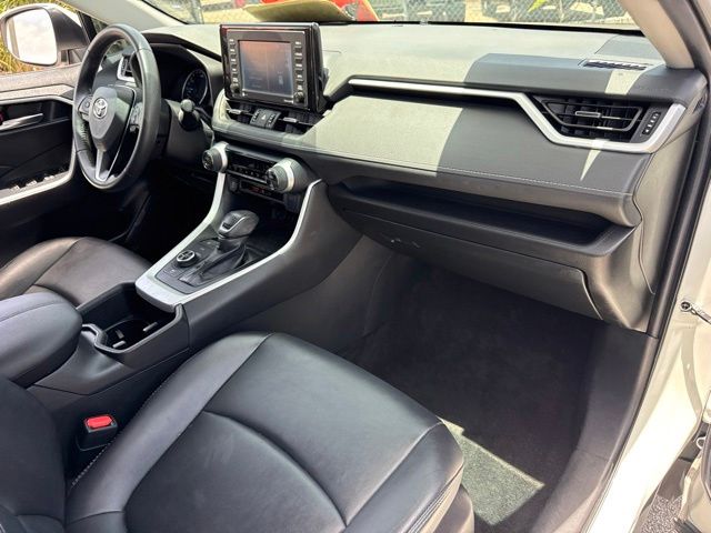 2022 Toyota RAV4 XLE Premium - Photo 15