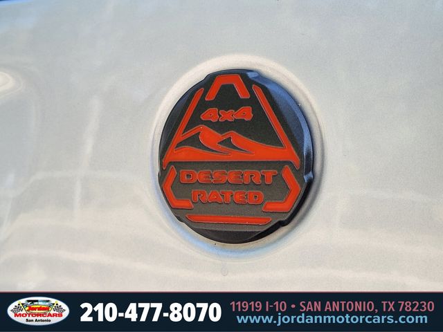 Used Car 2022 Jeep Gladiator  Mojave For Sale Under $40,000 In San Antonio, Texas