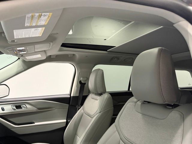 New 2026 Gray Ford Active image 25