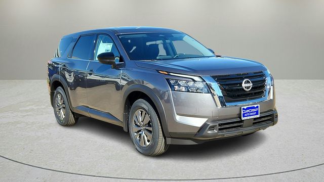 2025 Nissan Pathfinder S