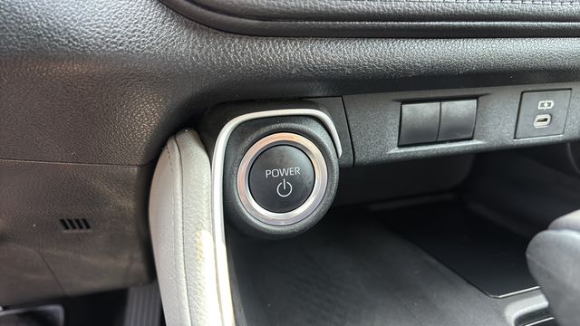 Used 2024 White Toyota Limited image 28