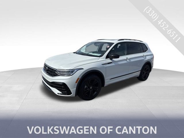 2024 Volkswagen Tiguan 2.0T SE R-Line Black photo