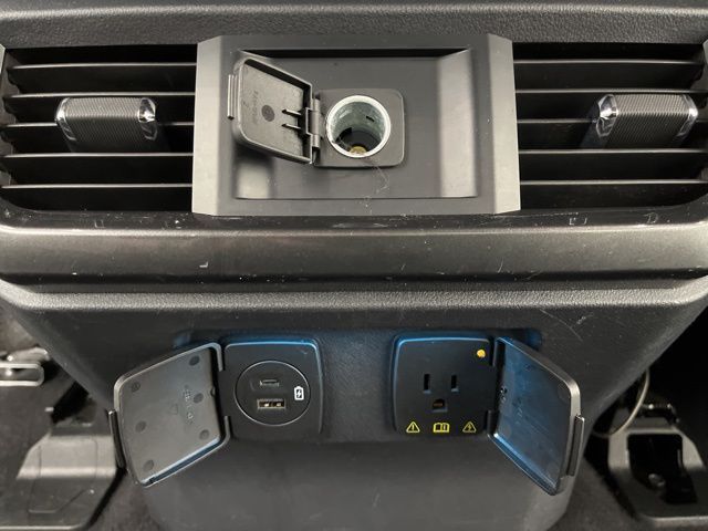 2023 Oxford White Ford F-150 XLT RWD Truck
