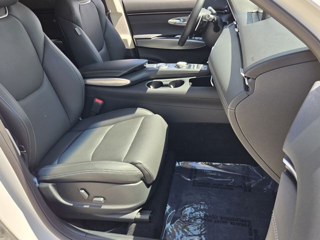 2024 Genesis Gv70 - $38,990