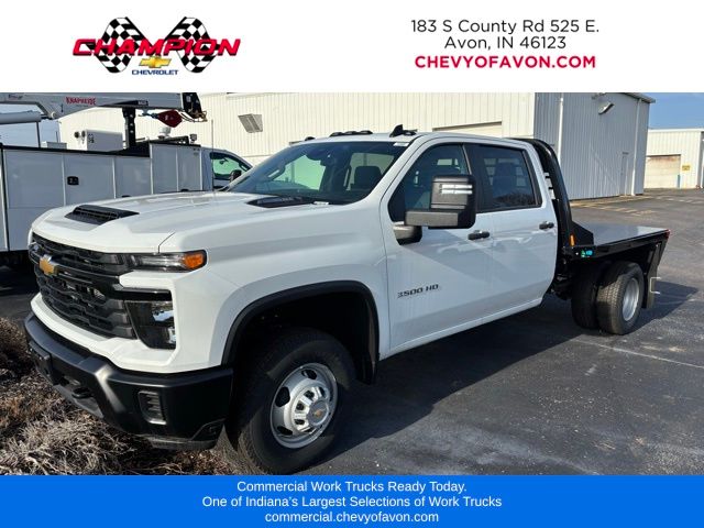 Summit White 2024 Chevrolet Silverado 3500HD Pickup Truck Four-Wheel Drive Automatic
