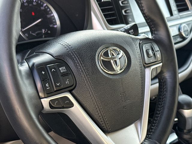 Used 2018 Toyota Highlander SUV