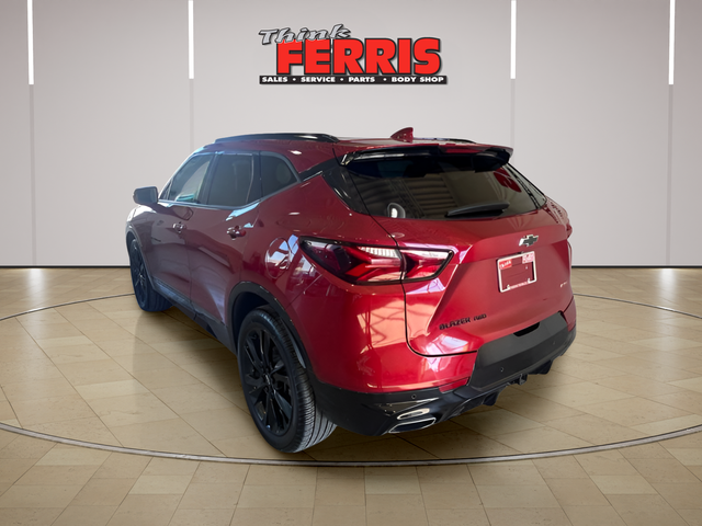 View vehicle photo 3