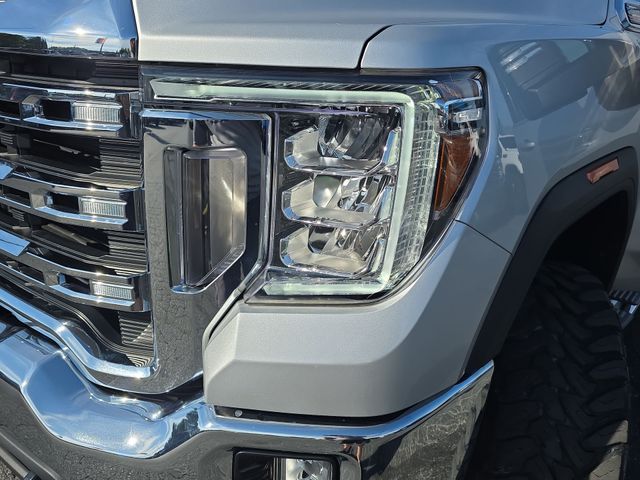 Used 2022 Silver GMC SLE image 32