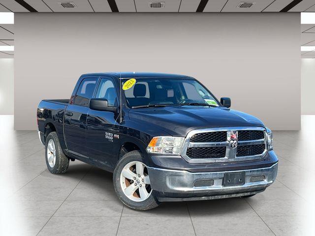 2023 RAM 1500 Classic SLT Crew Cab 4WD
