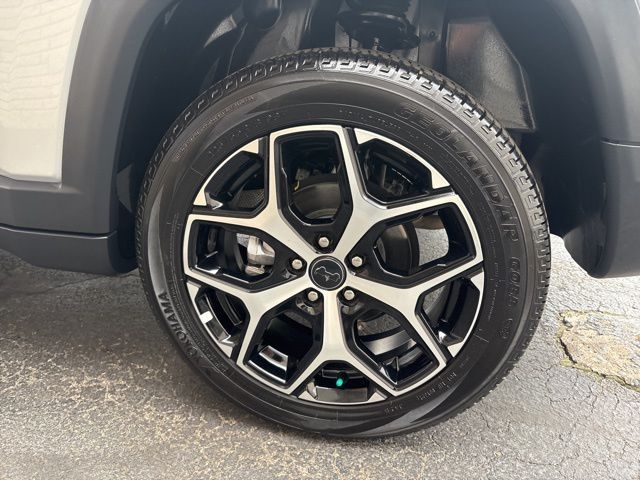 JeepCompass11