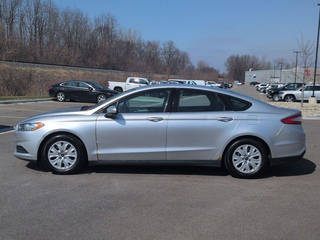 2013 Ford Fusion - Image 2