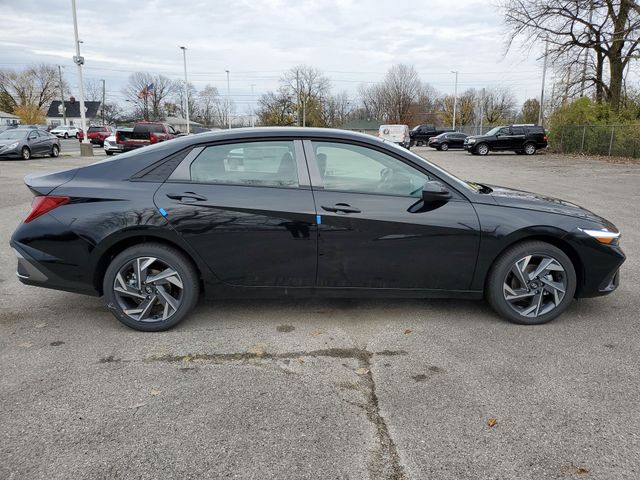 New 2025 Hyundai Elantra Hybrid For Sale in Indianapolis, IN
