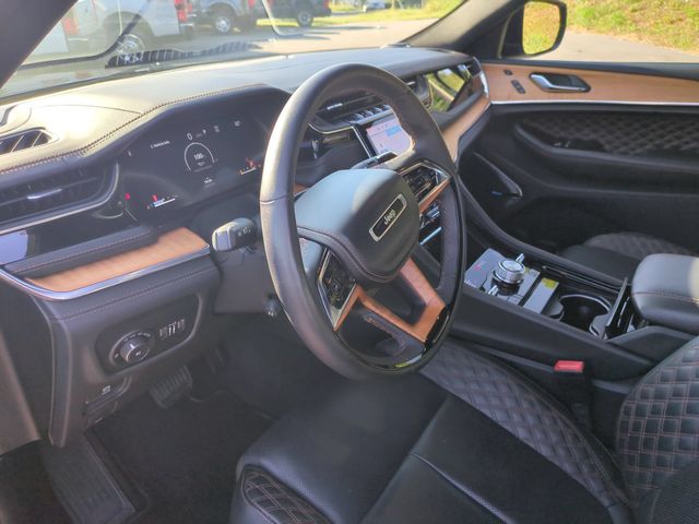 Used 2024 Gray Jeep Summit Reserve image 16