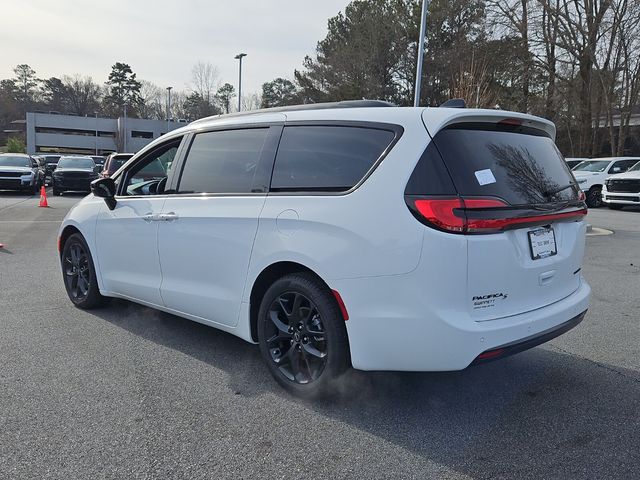 New 2026 White Chrysler Limited image 6