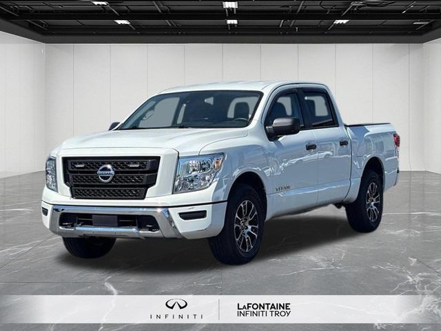 Glacier White 2022 Nissan Titan Pickup Truck Four-Wheel Drive 9-Speed Automatic
