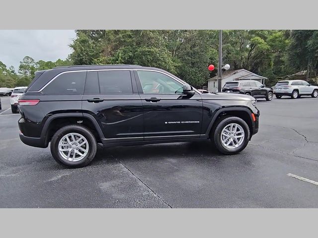 2025 Jeep Grand Cherokee Laredo X 4x4