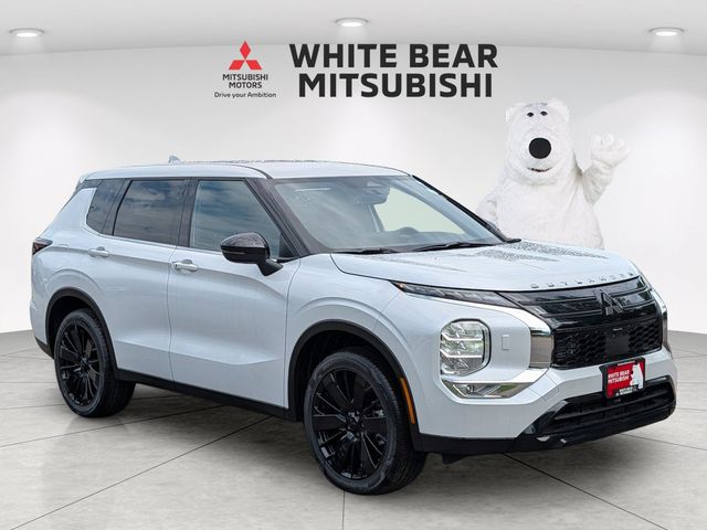 White Diamond 2026 Mitsubishi Outlander SUV / Crossover All-Wheel Drive Continuously Variable Transmission