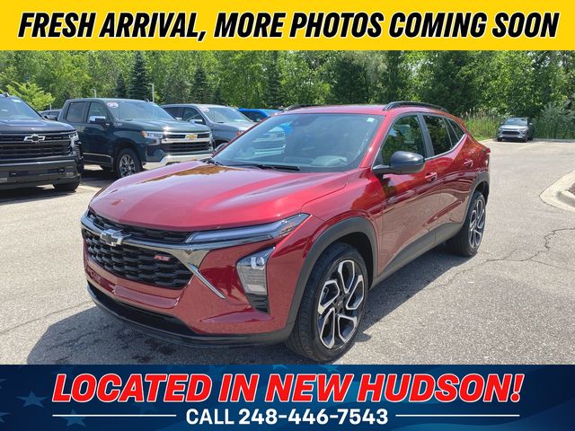 Red (Crimson Metallic) 2024 Chevrolet Trax RS with 2RS FWD SUV / Crossover Front-Wheel Drive 6-Speed Automatic