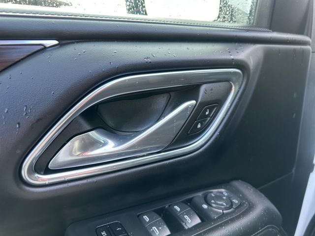 Used 2023 White Chevrolet LT image 17