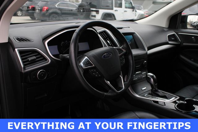 Used 2016 Black Ford SEL image 2