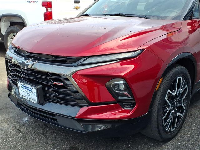 View vehicle photo 7